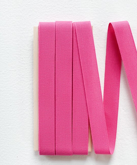 Angela Liguori (Studio Carta) - AL Tight Weave 10 Yard Ribbon Paddle,