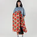 Baggu - BA BA GO - Puffy Picnic Blanket, Strawberry