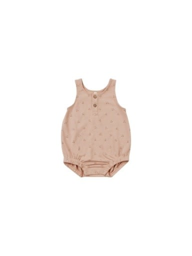 Quincy Mae - QM QM BKBC - Sleeveless Bubble Romper in Blush Cherries