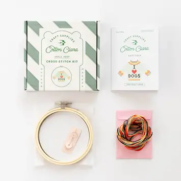 Cotton Clara - COCL COCL DIY - I heart Dogs Sweater Small Hoop Cross Stitch Kit