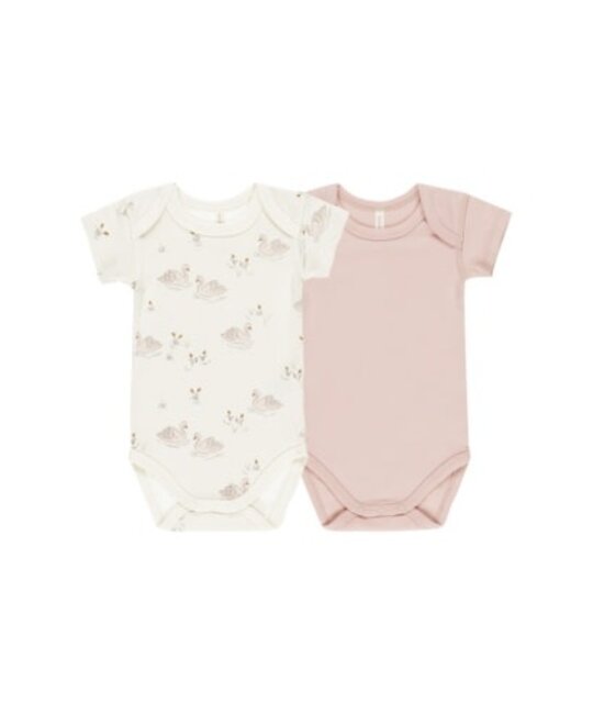 Quincy Mae - QM QM BKBC - Short Sleeve Bodysuit, 2 Pack || Swans, Bubblegum