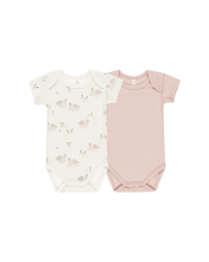 Quincy Mae - QM QM BKBC - Short Sleeve Bodysuit, 2 Pack || Swans, Bubblegum