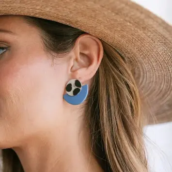 Sunshine Tienda - ST ST JEEA - Seaside Zocalo Stud Earrings