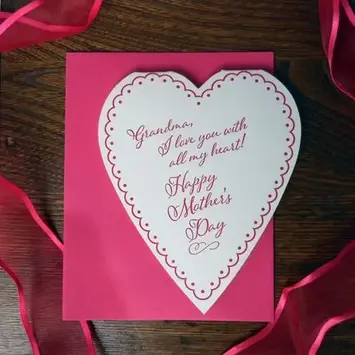 A. Favorite - AF AFGCMD0001 - Grandma Heart Mother's Day Card