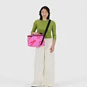 Baggu - BA BA HG - Puffy Cooler Bag, Pink Lobster