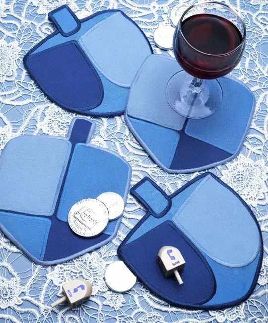 Piecework Puzzles - PIEP PIEP HGKL - Dreidel Linen Cocktail Napkin Set of 4