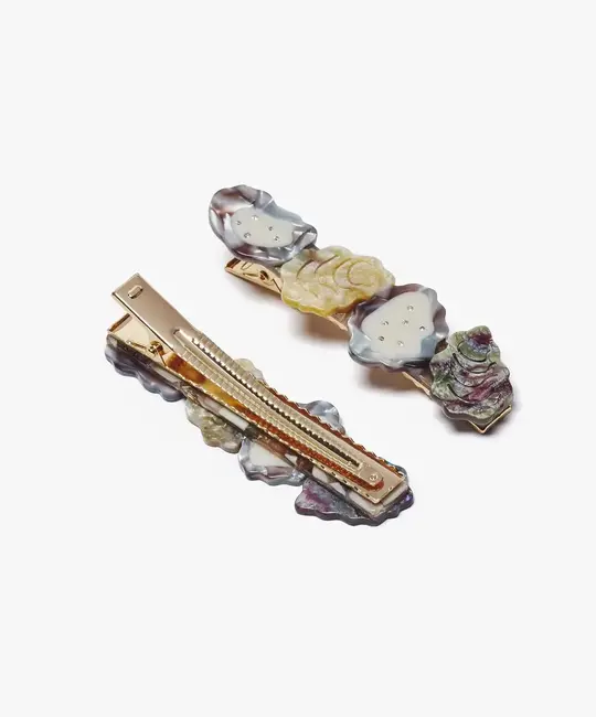 Winona Irene - WII WII ACHA - Oyster Shell with Rhinestones Hair Clip