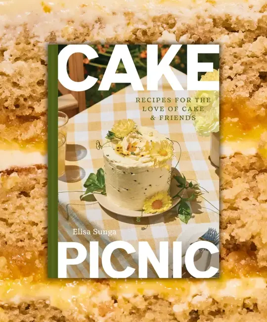 Chronicle Books - CB CB BORB - Cake Picnic by Elisa Sunga