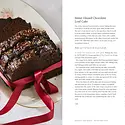 Chronicle Books - CB CB BORB - Cake Picnic by Elisa Sunga
