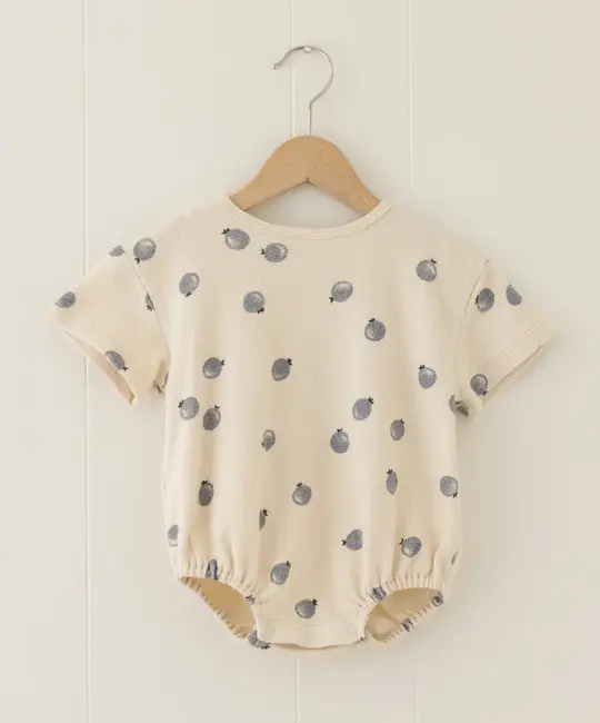 Quincy Mae - QM QM BKBC - Relaxed Short Sleeve Bubble Romper || Blueberries