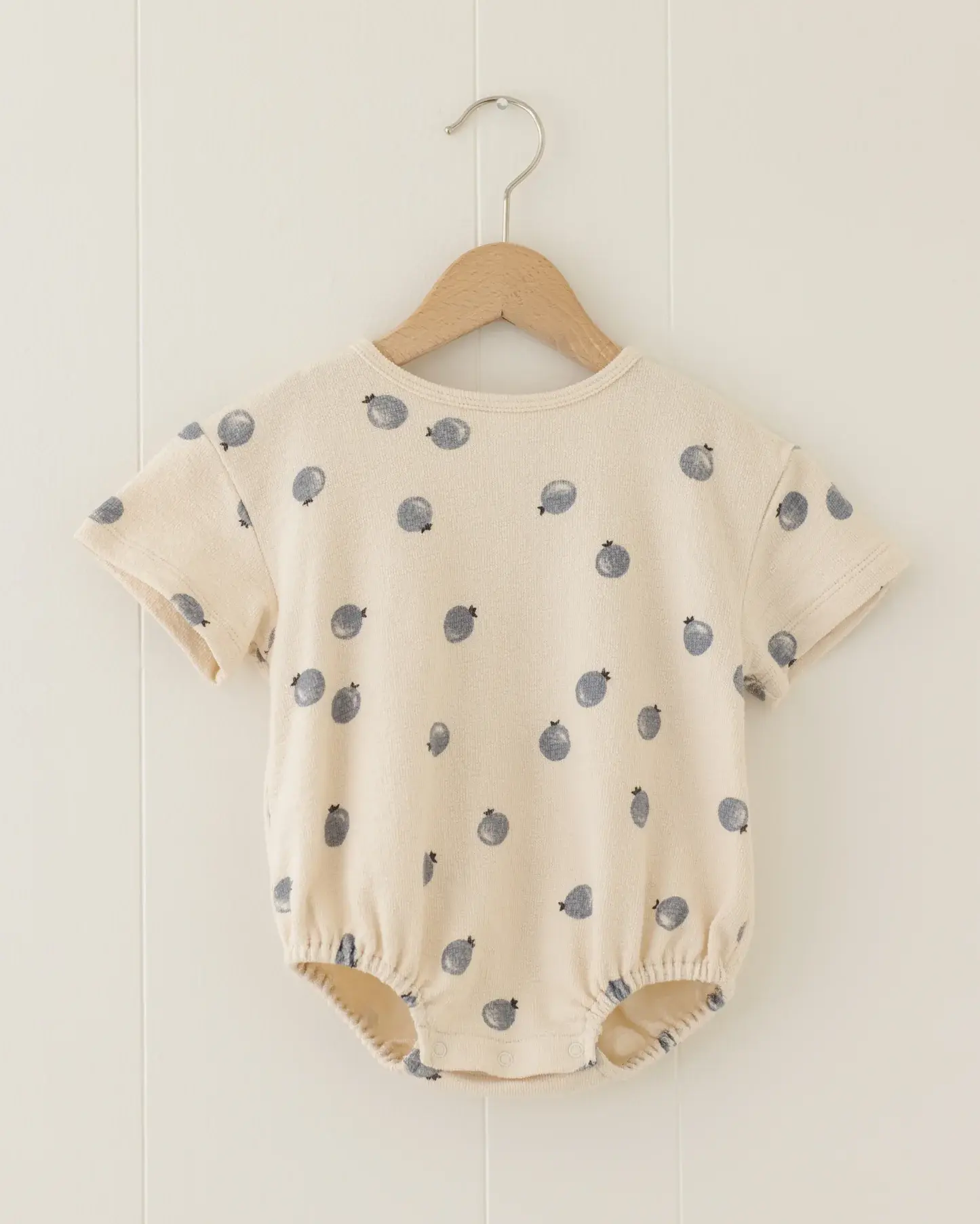 Quincy Mae - QM QM BKBC - Relaxed Short Sleeve Bubble Romper || Blueberries