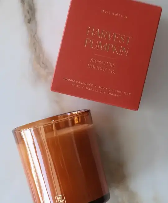 Botanica - BOT BOT CALA - Harvest Pumpkin Amber Glass 12 oz. Holiday Candle