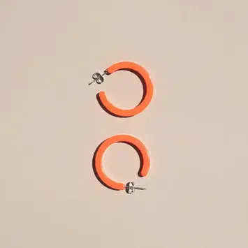 Nat + Noor - NAN NAN JEEA - Alba Hoop Earrings in Cayenne