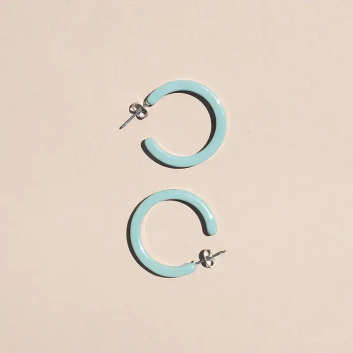 Nat + Noor - NAN NAN JEEA - Alba Hoop Earrings in Spruce