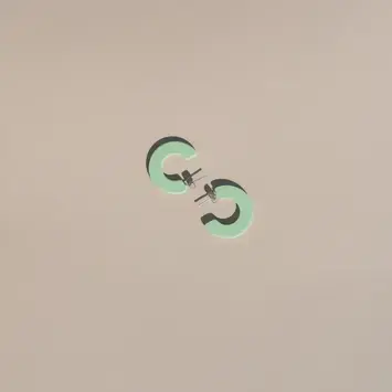 Nat + Noor - NAN NAN JEEA - Ray Hoop Earrings in Kiwi