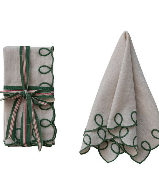 Creative Co-Op - CCO CCO HGKL - Green Embroidered Scalloped Edge Cotton Napkins, Set of 4