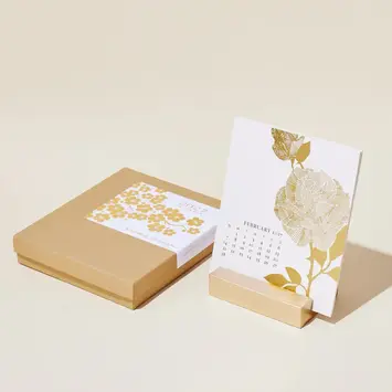 Snow and Graham - SG SG CADE - 2027 Gold 20th Anniversary Special Edition Desk Calendar