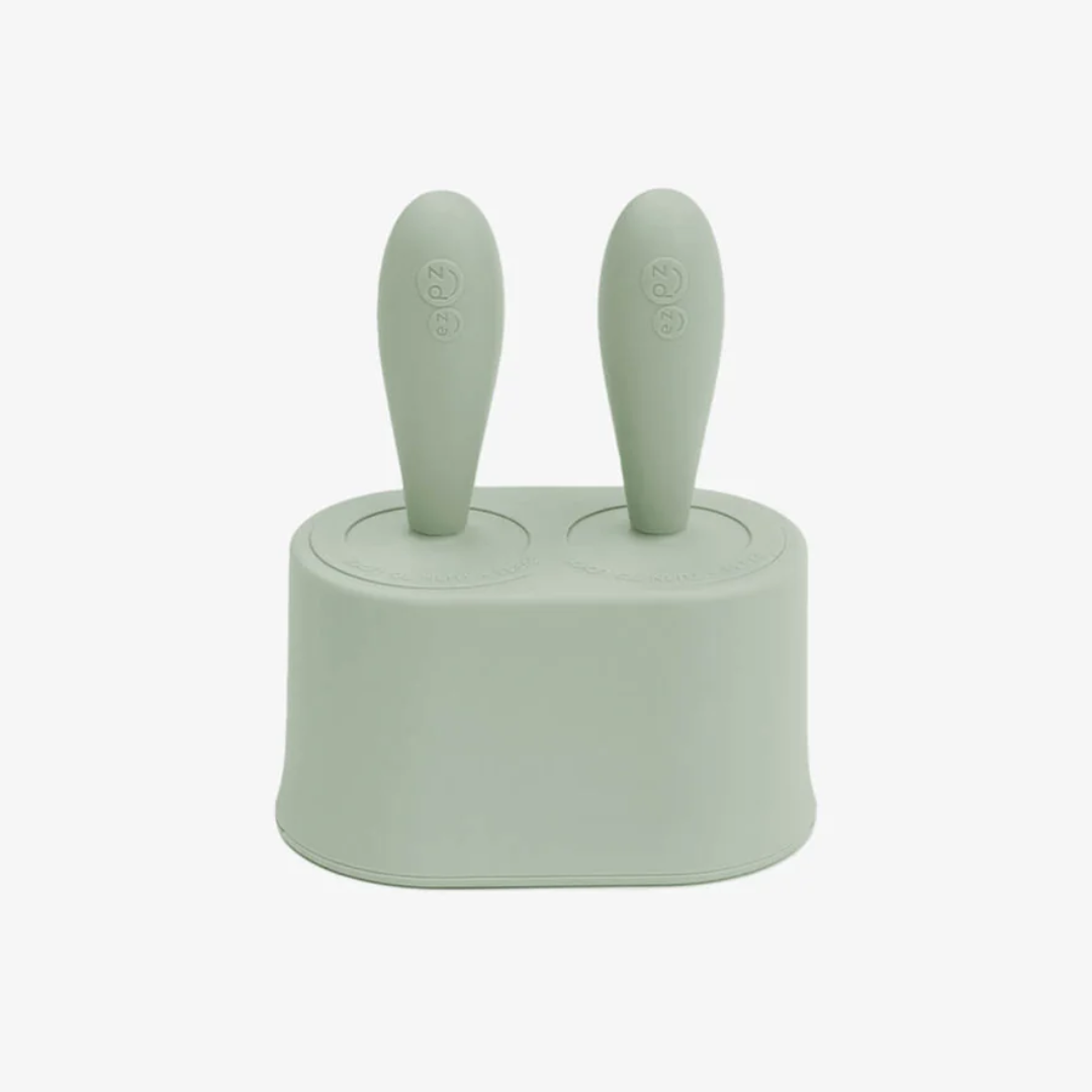 ezpz ezpz Tiny Pops : Silicone Popsicle Mold Infant Teether
