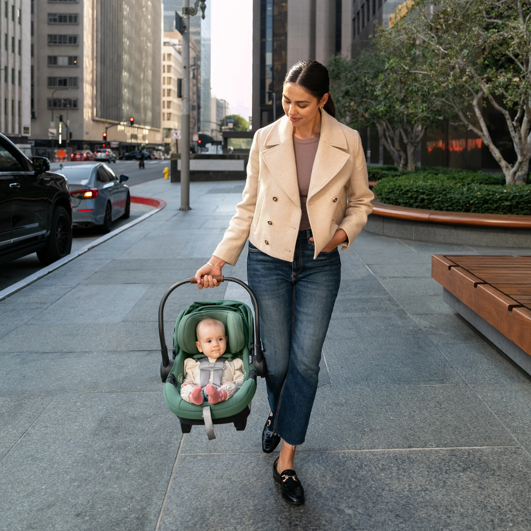 UPPAbaby UPPAbaby Aria Infant Car Seat with Base (in store exclusive)