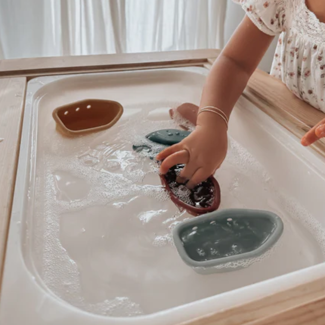 nouka Silicone Stacking Boats Bath and Water Toy | Storm Set