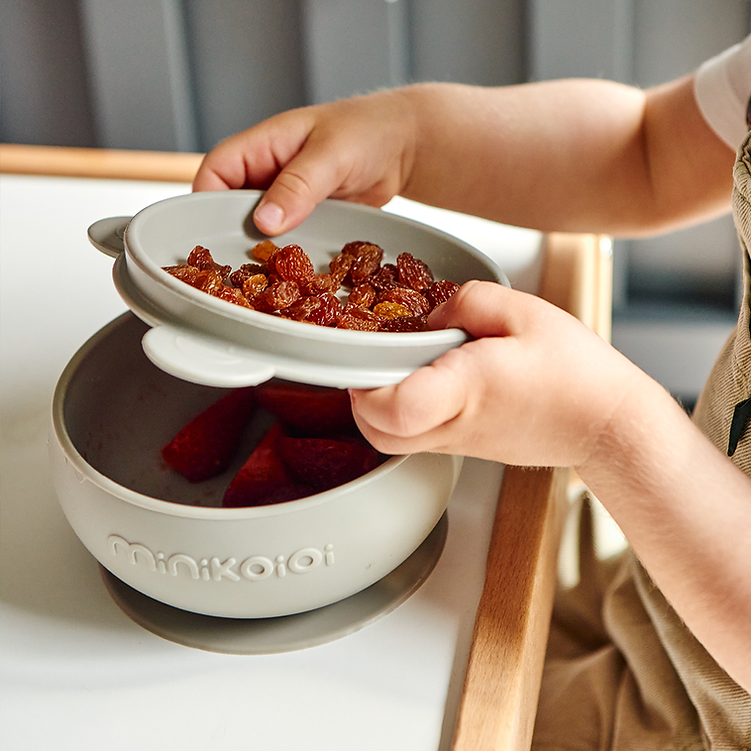 MinikOiOi Bowly Silicone Suction Bowl with Lid| Mineral Blue