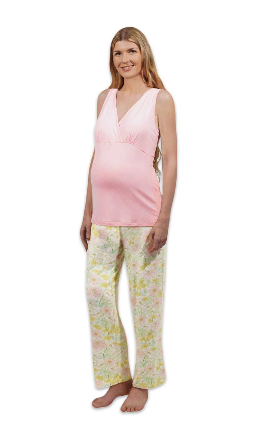 Begonia Anelise 5-Piece Mom and Baby Matching Gift Set | Adult Pajama Set Newborn Gown and Hat Set