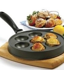 Norpro Pancake Pan, 9" x 2-3/4" Deep