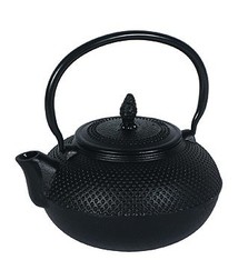 Miya Teapot, Black, 54 oz