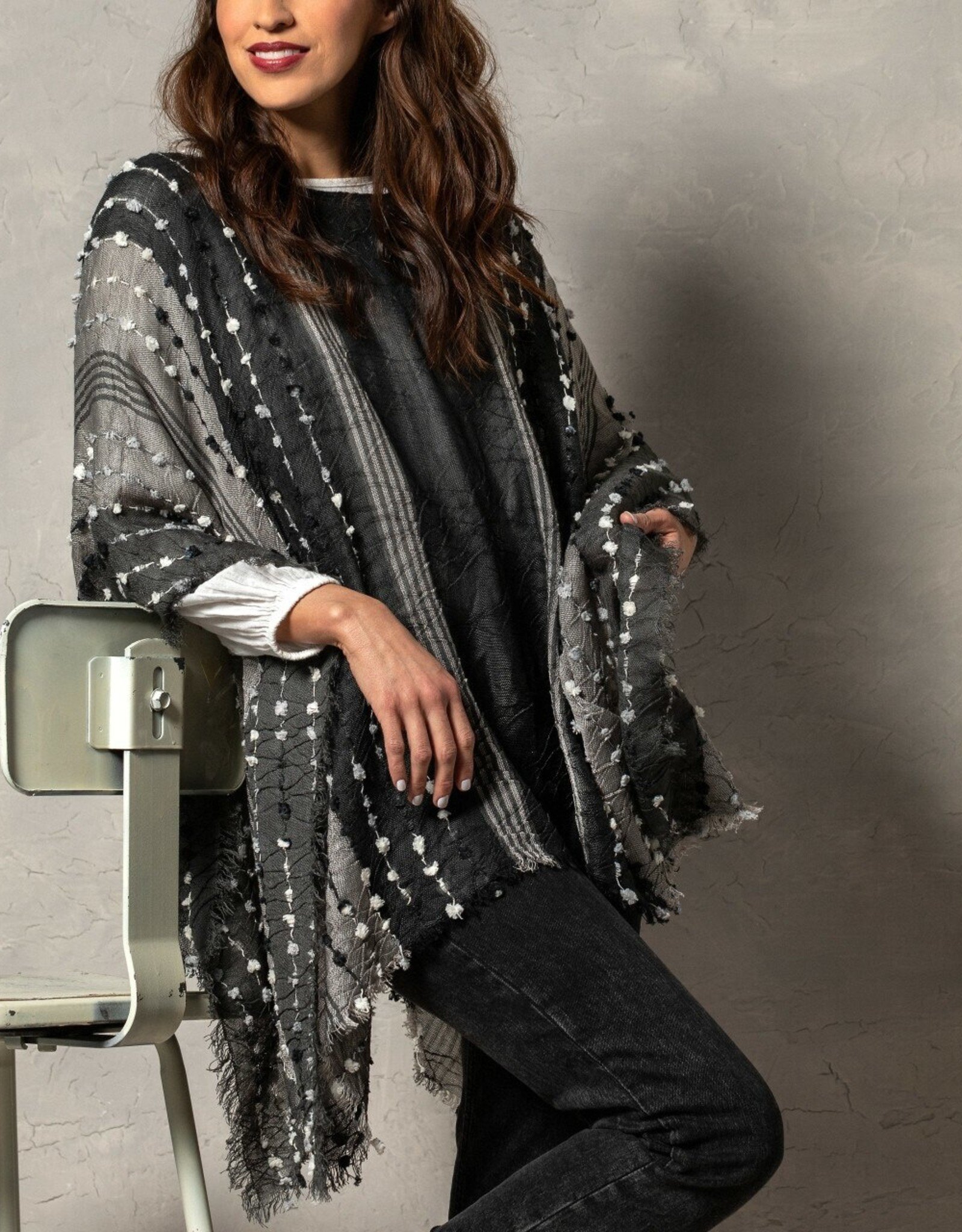 Demdaco TEXTURED PONCHO