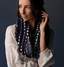 Demdaco TEXTURED INFINITY SCARF - multiple colors
