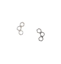 Good Collective HONEYCOMB SILVER STUD EARRING - Tomas