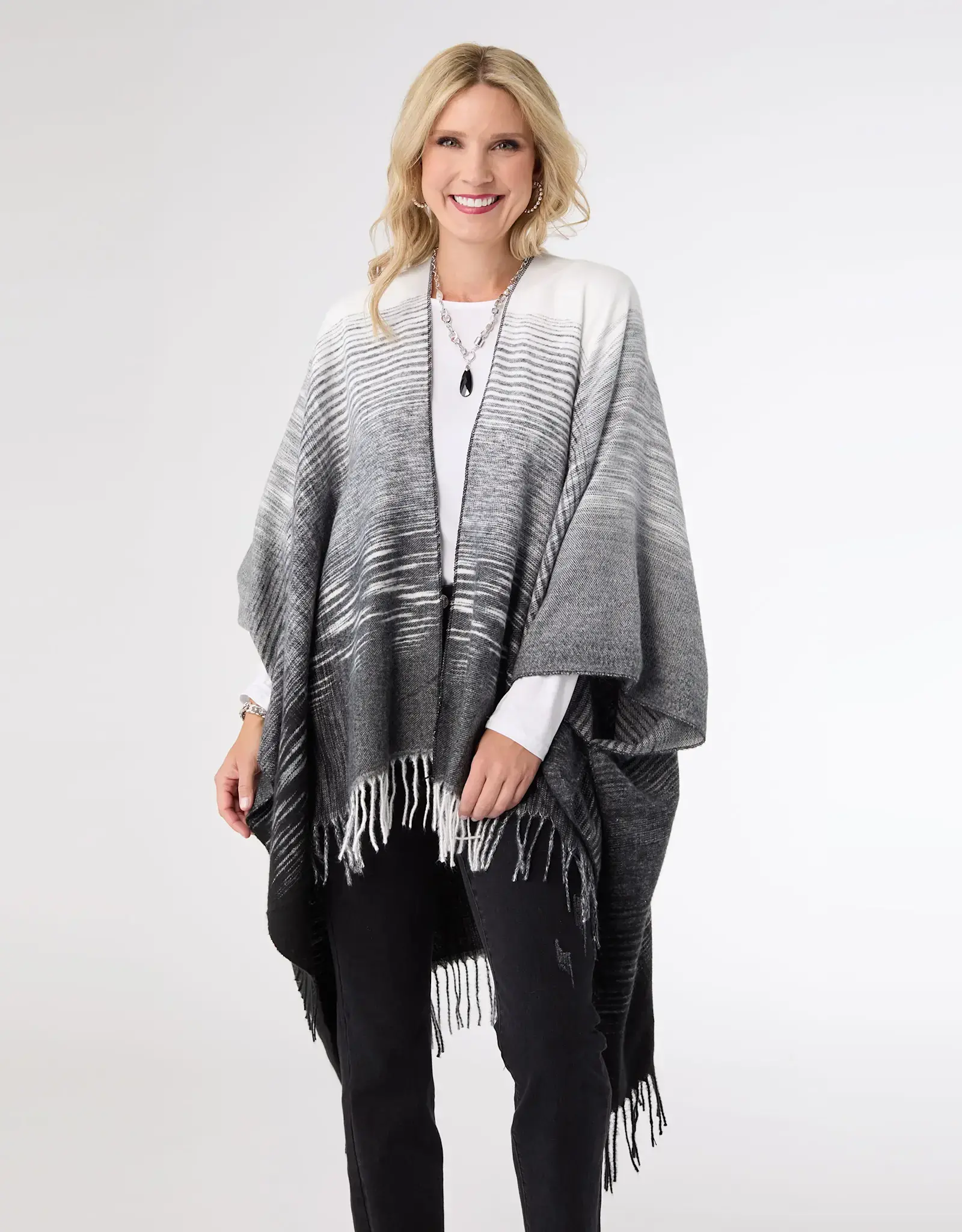 TGB / Good Bead TERNI OMBRE STRIPED WRAP BLACK/WHITE