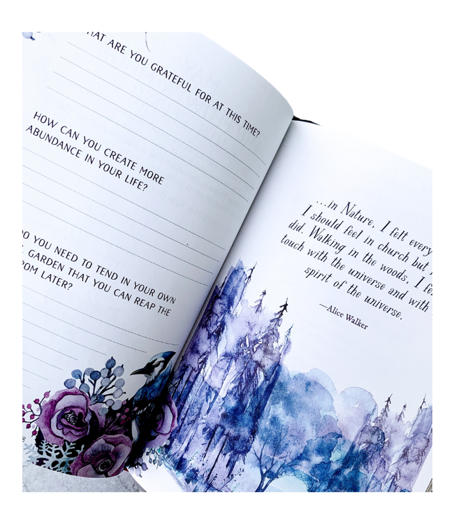 The Mindful Witch - A Daily Journal for Manifesting a Truly Magickal Life