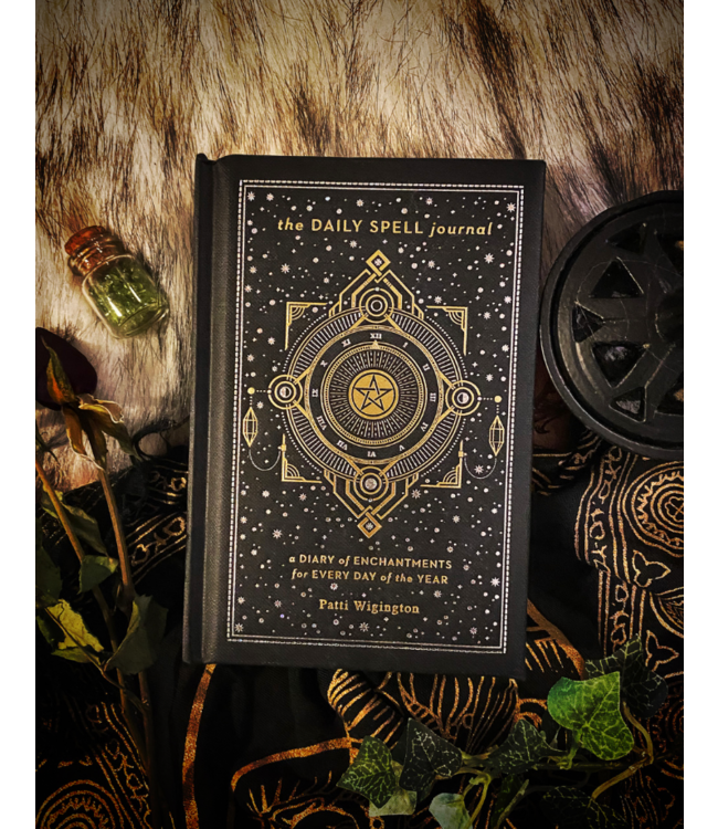 The Daily Spell Journal: A Diary of Enchantments for Every Day of the Year (Volume 6)