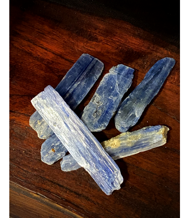 natural stone Blue Kyanite Blade