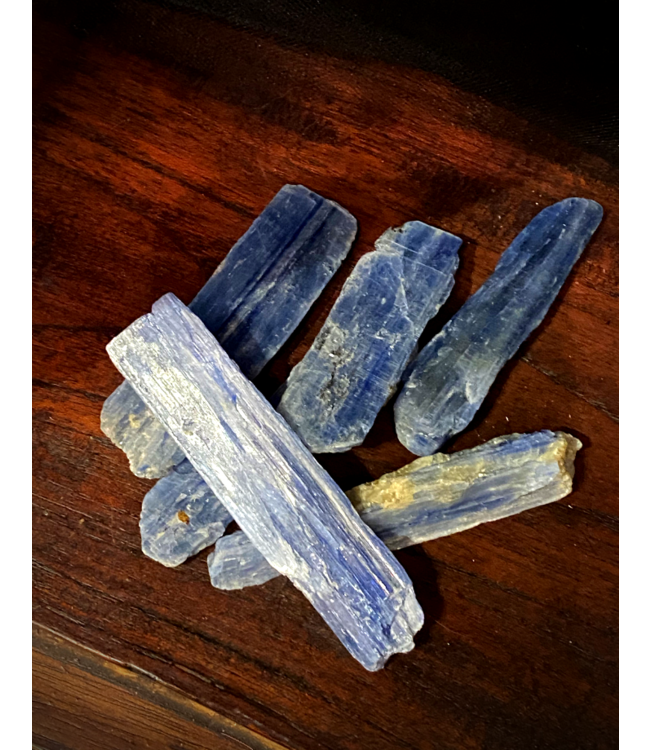 natural stone Small Blue Kyanite Blade