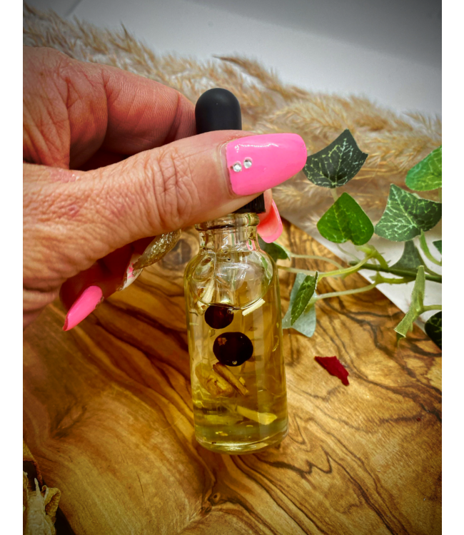 Aunty M Conjure Clear & Protect Oil