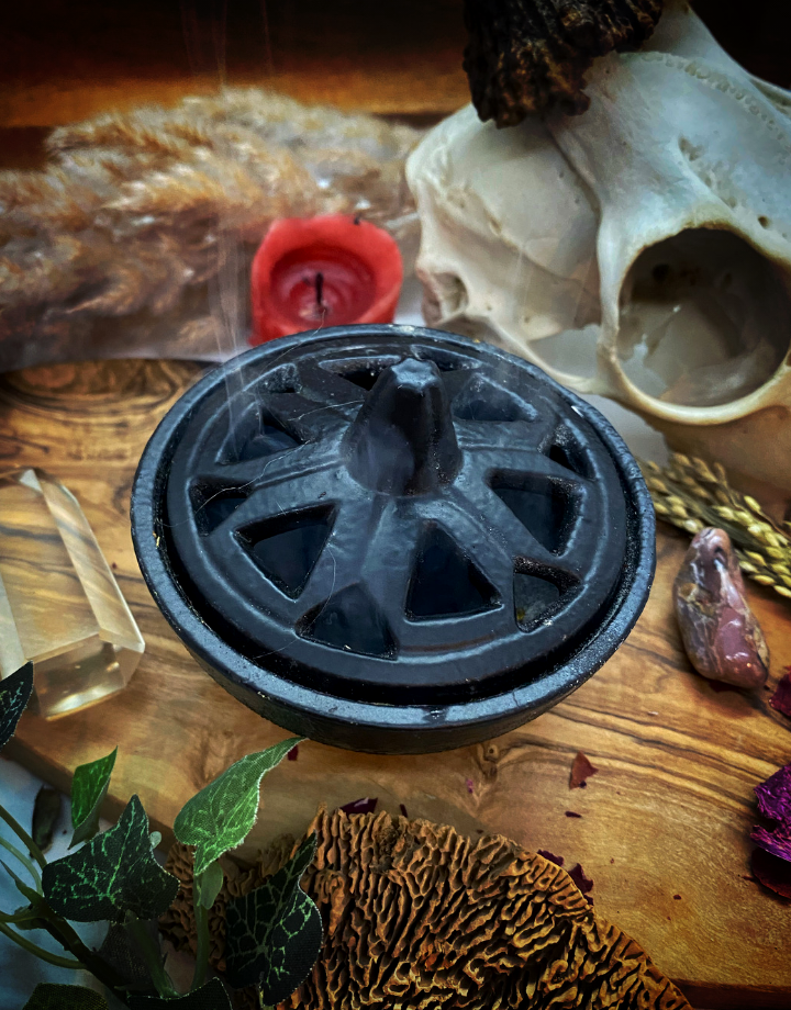 incense Cast Iron Cauldron With Lid 3.25"