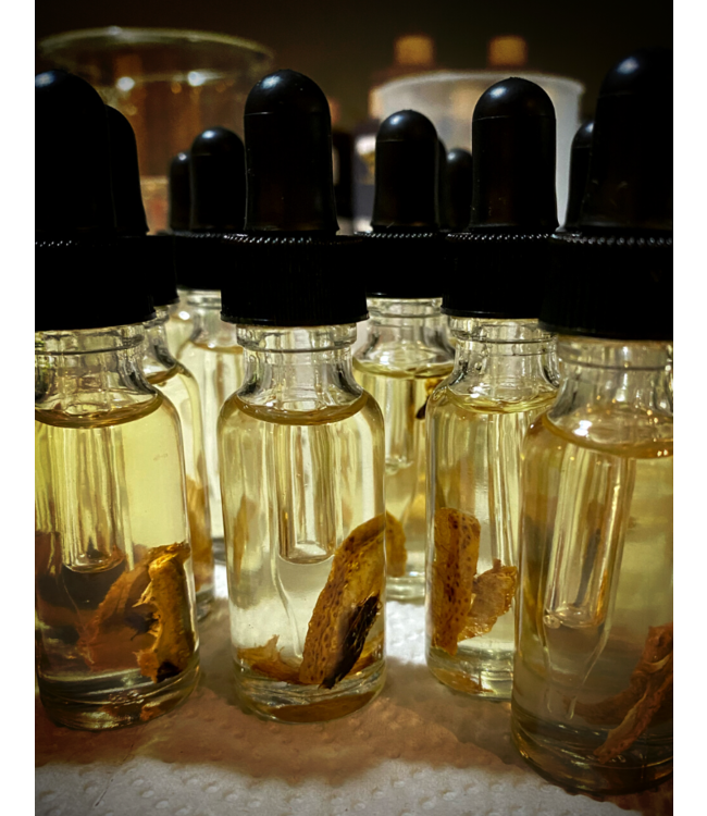 Aunty M Conjure Clearance Oil