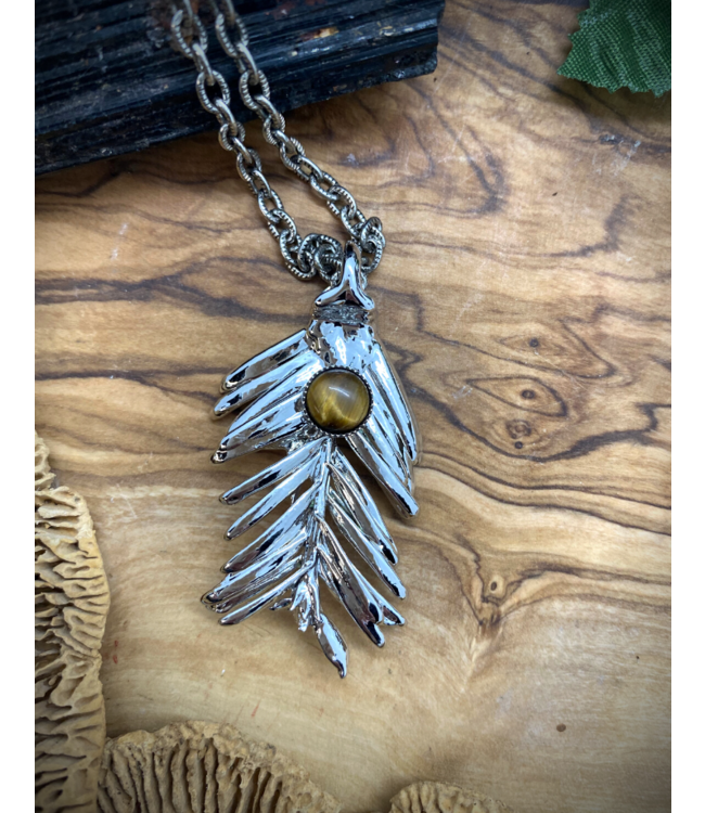 Yew Pine Needle Necklace silver 
