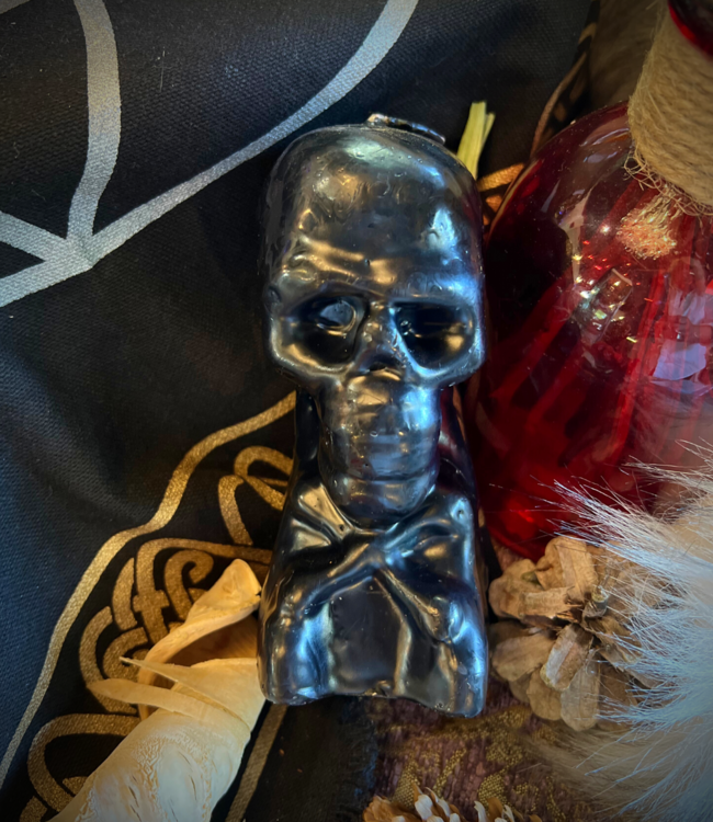 Skull Candle - Smudge Metaphysical
