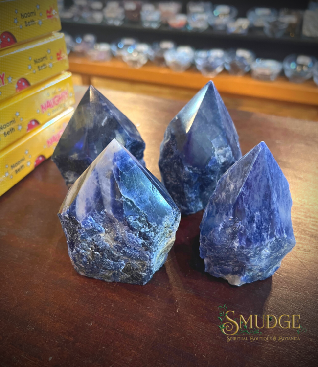 natural stone Sodalite Point