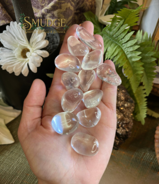 natural stone Clear Quartz Tumbled medium