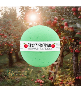 Crisp Apple Grove Bath Bomb