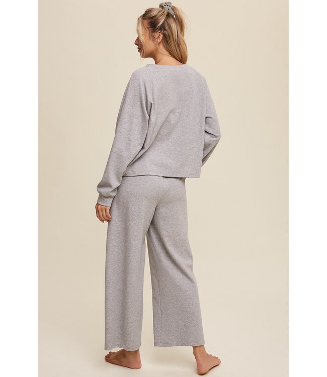 V-NECK SWEATSHIRT & PANT SET (LSET145