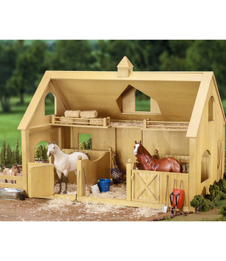 Breyer Deluxe Wood Barn with Cupola