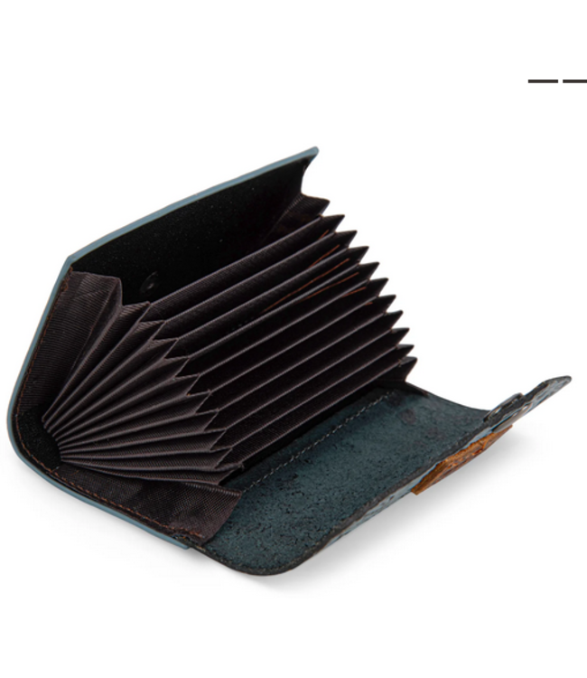 Wrangler Wrangler Floral Tooled Wallet Card Holder