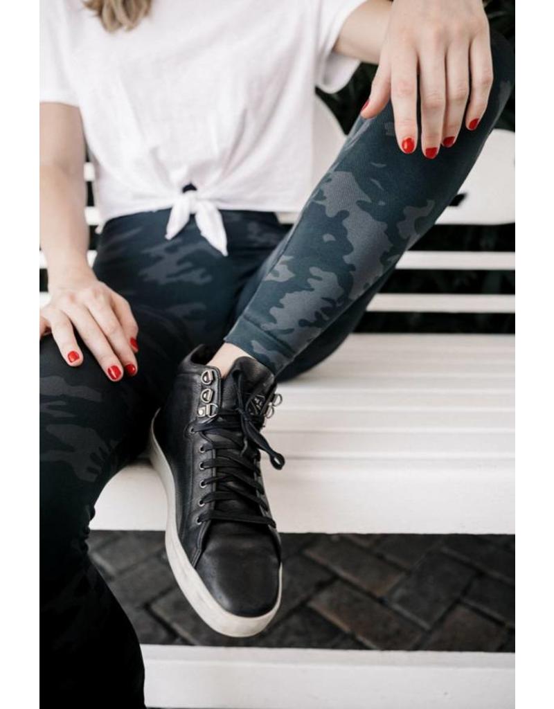 Spanx Look At Me Now Leggins Black Camo Rhinestone Angel