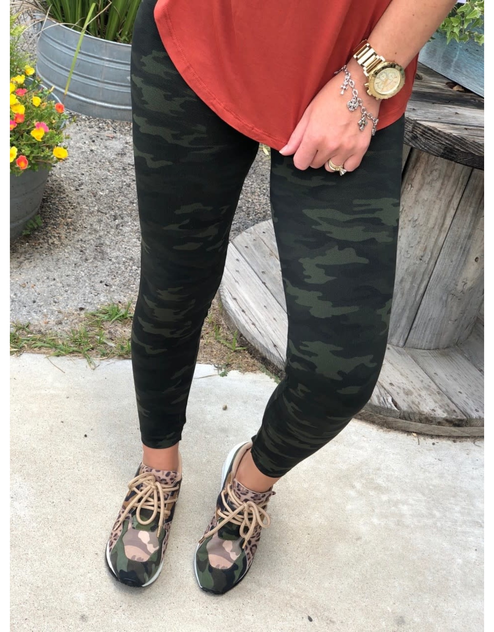 Spanx Look At Me Now Seamless Leggings- Green Camo