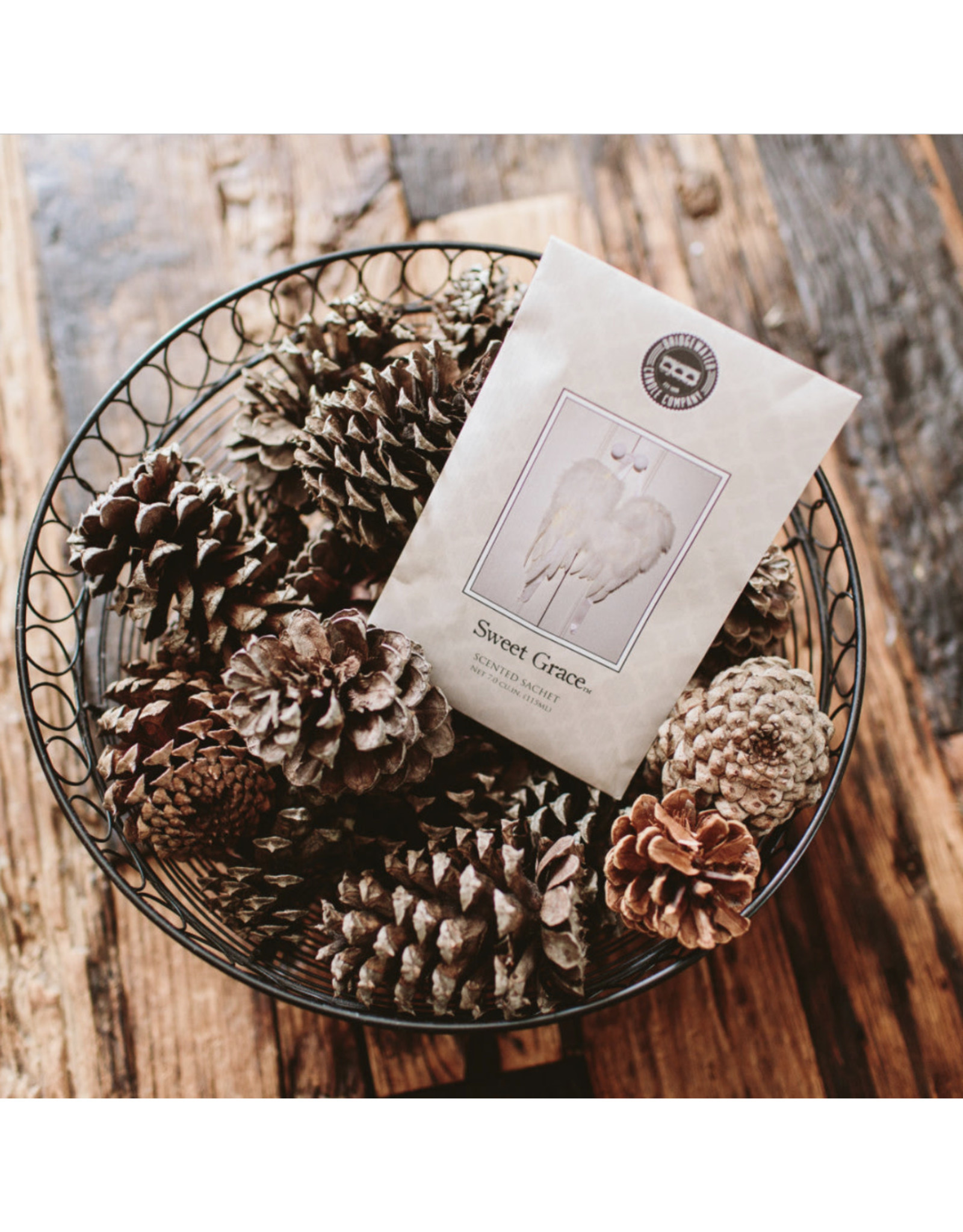 Sweet Grace Scented Sachet Rhinestone Angel